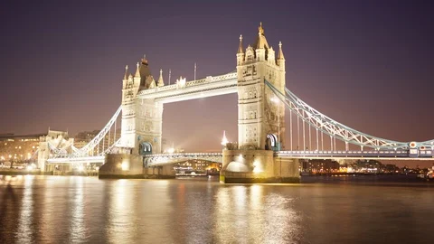 Day to night time lapse of tower bridge Video stock 105085337