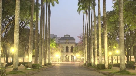 Day to night time lapse transition from Praça da liberdade, a know touristic poi Stock-Footage 161079438