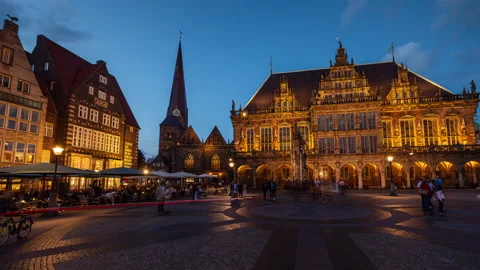 Day to Night Timelapse from Bremen at the square Am Markt Stock Footage 139905647