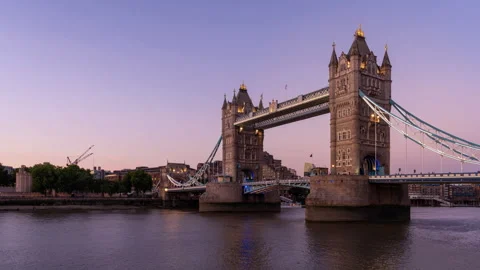 Day to night timelapse clip of Tower Bridge in London Stock Footage 343405480