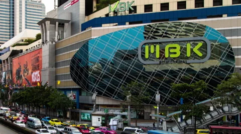 Day to Night Timelapse of Traffic at Pathumwan Intersection near MBK Stock Footage 48134488