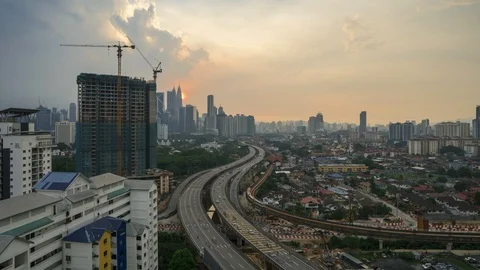 Day to night transition over Kuala Lumpur Elevated Highway (AKLEH). Stock Footage 97996930
