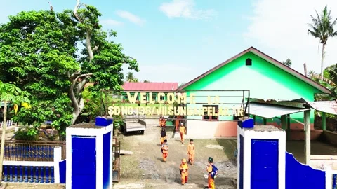 A Day at Our Elementary School – Learning, Playing, and Growing Together! Vídeos de archivo 308206202