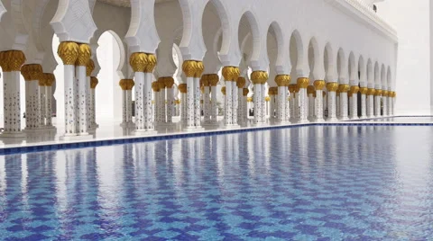 Day time summer light uae famous main mosque pond 4k Stockbeeldmateriaal 51375284