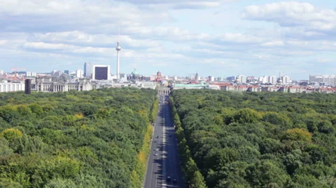 Day view of the central district of Berlin from an observation deck Video stock 39018336