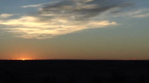 Daybreak as Sun Rises on Hot Summer Day on the US Great Plains Stock Footage 54742414