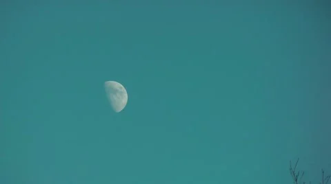 Daylight Moon Falling From the Sky 스톡 동영상 12711282