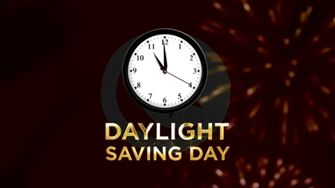 Daylight Saving Day concept with a classic wall clock and elegant golden gl.. Stock-Footage 346541424