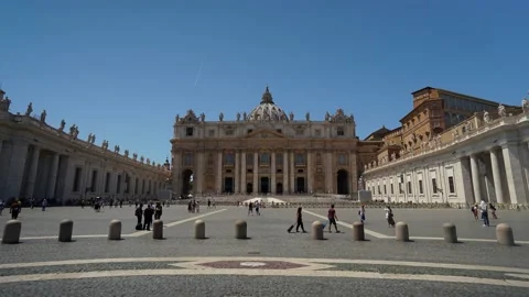 Daylight summer time lapse at Saint Peter church, vatican city Stock Footage 136687589