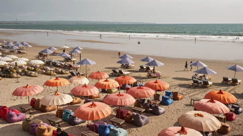 Daytime timelapse view of Seminyak beach, Bali Stock-Footage 322010502