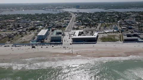 Daytona Beach, Florida with waves from the Atlantic Ocean. Stock-Footage 309850388