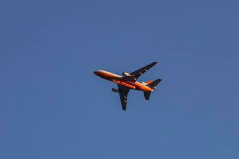 DC-10 Fire Fighting Plane Stock Photos