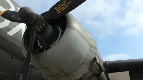 DC3 Pan from Engine to Nose Stock-Footage 31191278
