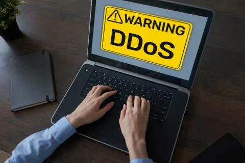DDoS attack detection message. Virus and Hacking. Cyber security and internet Stock-Fotos