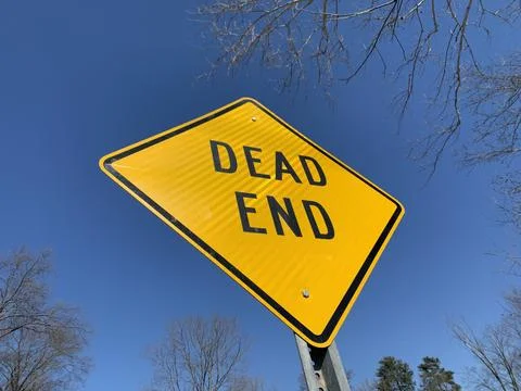 "Dead End" warning sign  Stock Photos