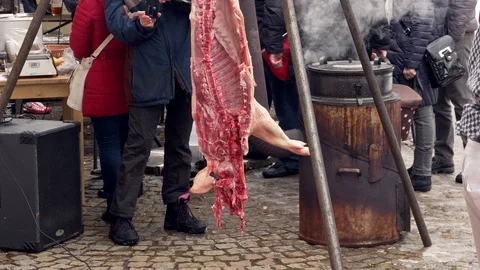 Dead pig body before cutting up Video stock 86189448