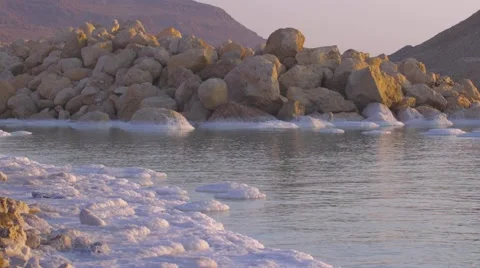 Dead sea salt beach  Vidéo 66106649