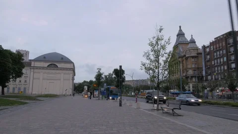 Deak Square at dawn, Budapest 動画素材 90687057
