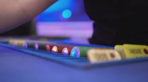 Dealing cards on Black Jack table Video stock 56969685