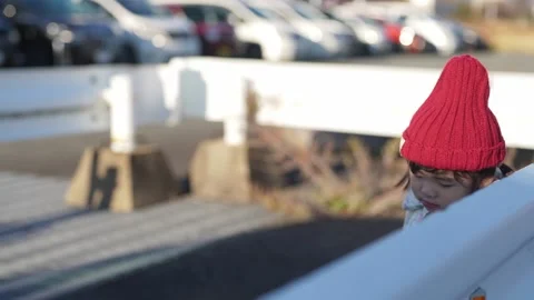 In December 2024, a 3-year-old Japanese girl spends a winter evening in a Видео 297011957