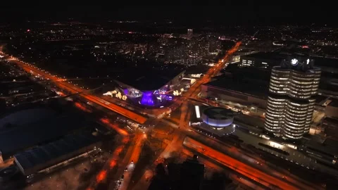 December 31, 2025. Munich, Germany. Die beleuchtete BMW Zentrale das BMW Museum Stock Footage 334940352