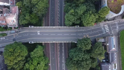 Decent over Archway bridge Stock Footage 157294608