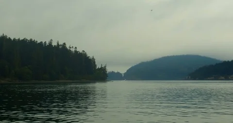 Deception pass from Puget Sound on a cloudy summer morning 스톡 동영상 94235141