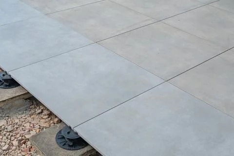Deck tile installation detail Stockfoto's