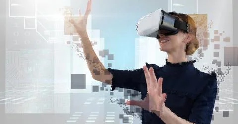 Deconstructing smashing pixel virtual reality woman 库存照片