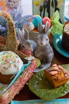The decor of the festive table for Easter.The atmosphere of home comfort. Stock-Fotos