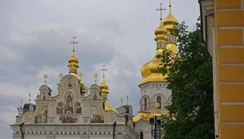 The decor of the upper part of the Assumption Cathedral 库存照片