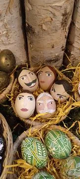 Decorated Easter Eggs Face Pattern Display Foto stock