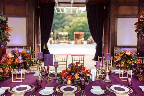 Decorated served table for wedding party or other event Stock-Fotos