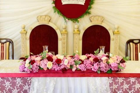 Decorated table with roses and hydrangeas for brides Stock Photos