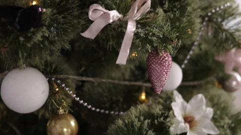 Decorated tree, Twinkle lights, Light bulbs Stock-Footage 284362423
