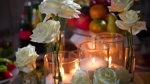 Decorated wedding table in restauran 库存影片 334772088