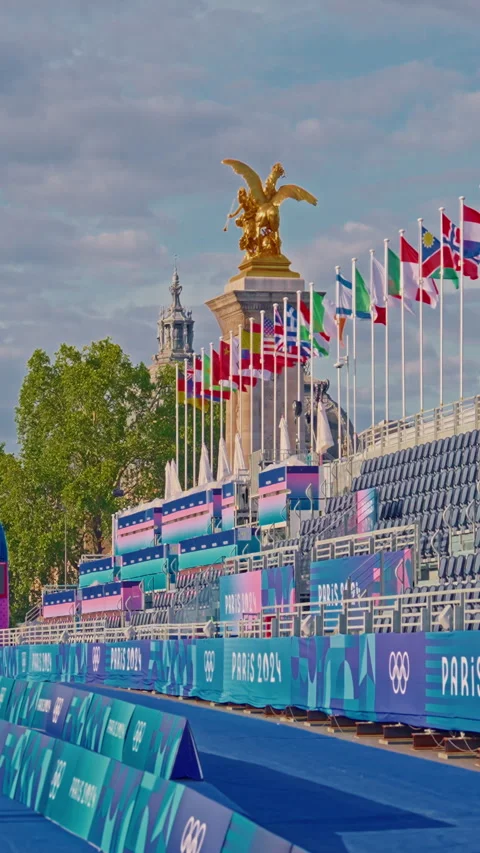 Decorating Paris city with Olympic symbols and the 2024 Olympic colors and logos Stock Footage 282965040
