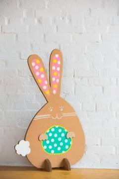 Decoration for Easter. Rabbit of cardboard Stock-Fotos