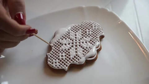 Decoration ginger gingerbread honey glaze beautiful pattern 스톡 동영상 150253196