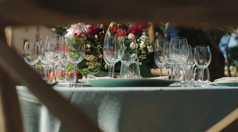 Decorations and Serving of a Wedding Banquet Vídeo Stock 59911167