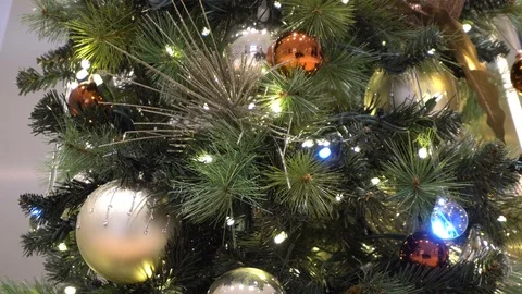 Decorations On A Christmas Tree 스톡 동영상 122011511
