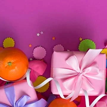 Decorative composition two boxes with gifts Satin ribbon Bow Oranges Confetti Foto stock