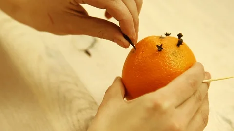 Decorative crafts from oranges Vidéo 95590556