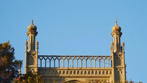 Decorative elements on the roof of the Vorontsov Palace Video stock 75253549