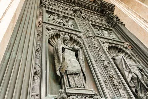Decorative elements of St. Isaac's Cathedral in St. Petersburg Stock Photos