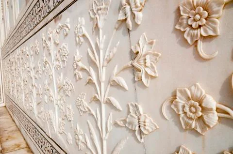 Decorative elements of Taj Mahal created by applying paint, stucco, stone inl Foto stock