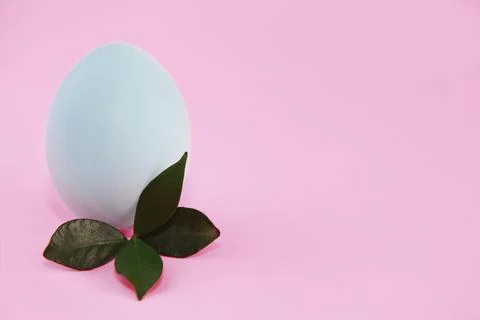 Decorative festive easter blue egg Foto stock