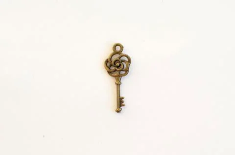 Decorative keys of different sizes, stylized antique. 库存照片
