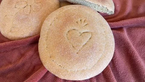 Decorative Moroccan flatbread (a mixture of natural yeast, whole wheat flour and Stock Photos