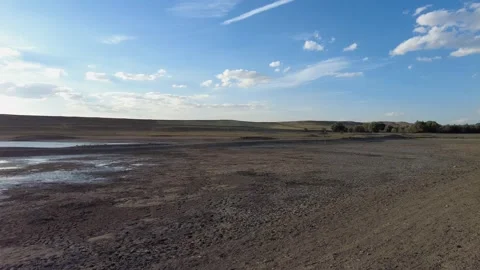 The decrease of lake water caused by drought, the lake water decreased a lo.. 库存影片 286994324
